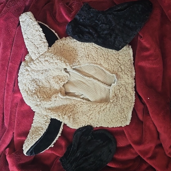 Cream Sheep Kids Costume 18m and 2T - Picture 6 of 7